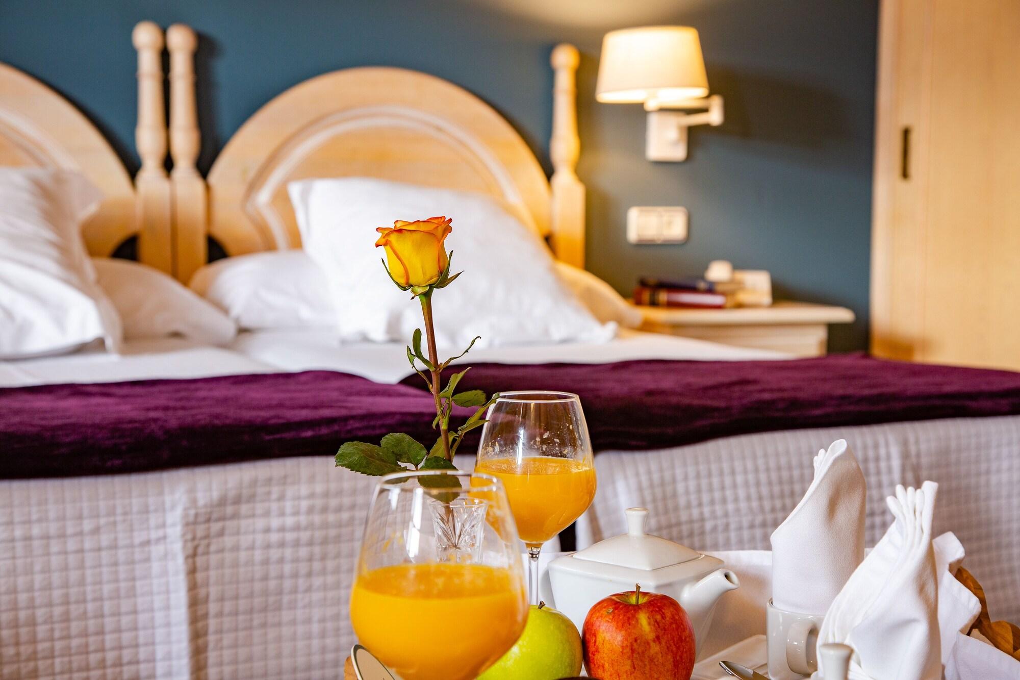 Hotel Palacio De La Vinona Овьедо Экстерьер фото