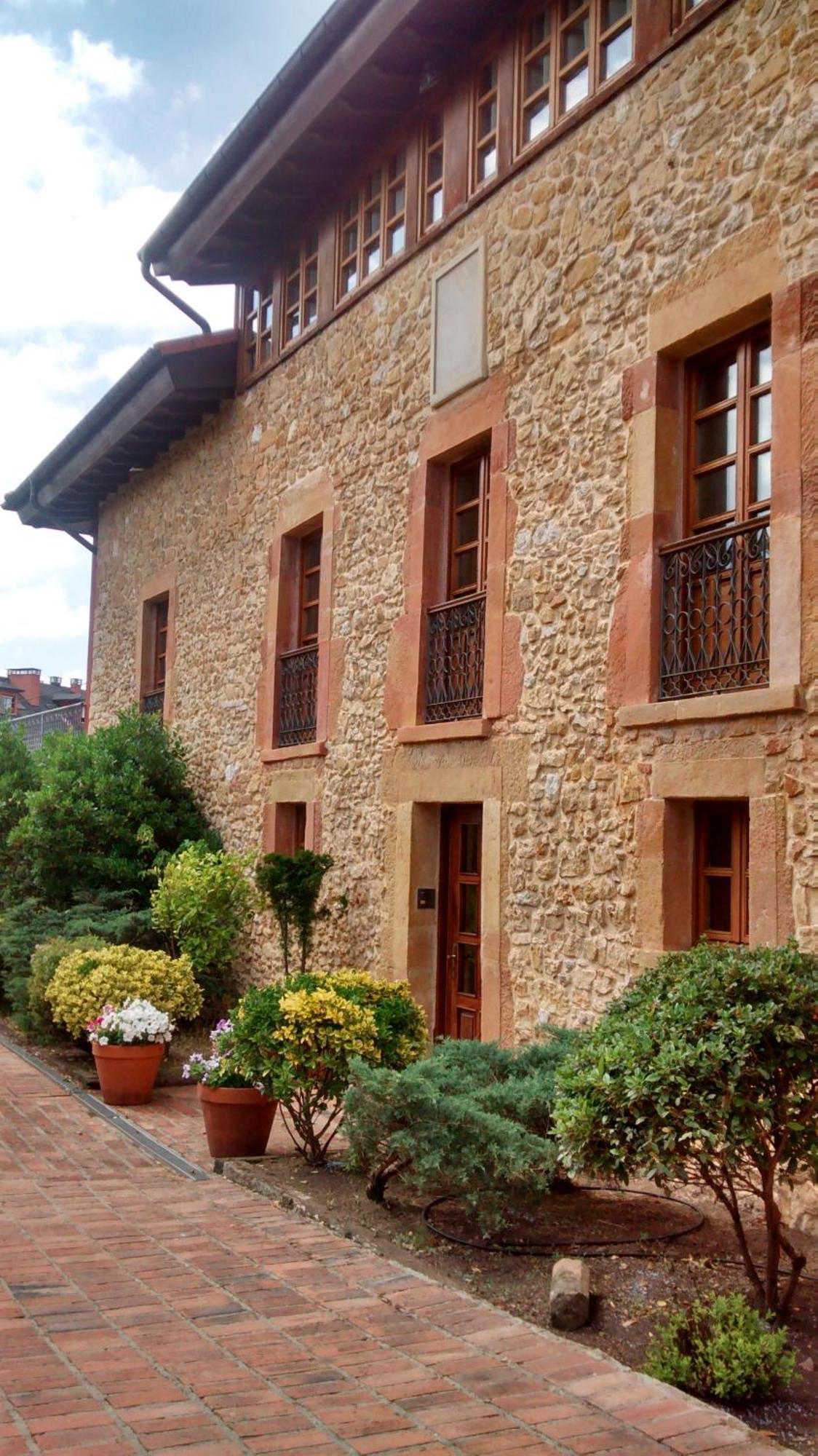 Hotel Palacio De La Vinona Овьедо Экстерьер фото