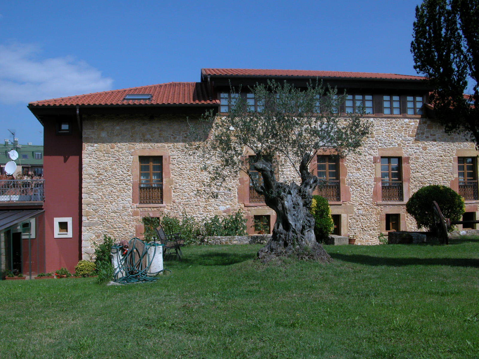 Hotel Palacio De La Vinona Овьедо Экстерьер фото